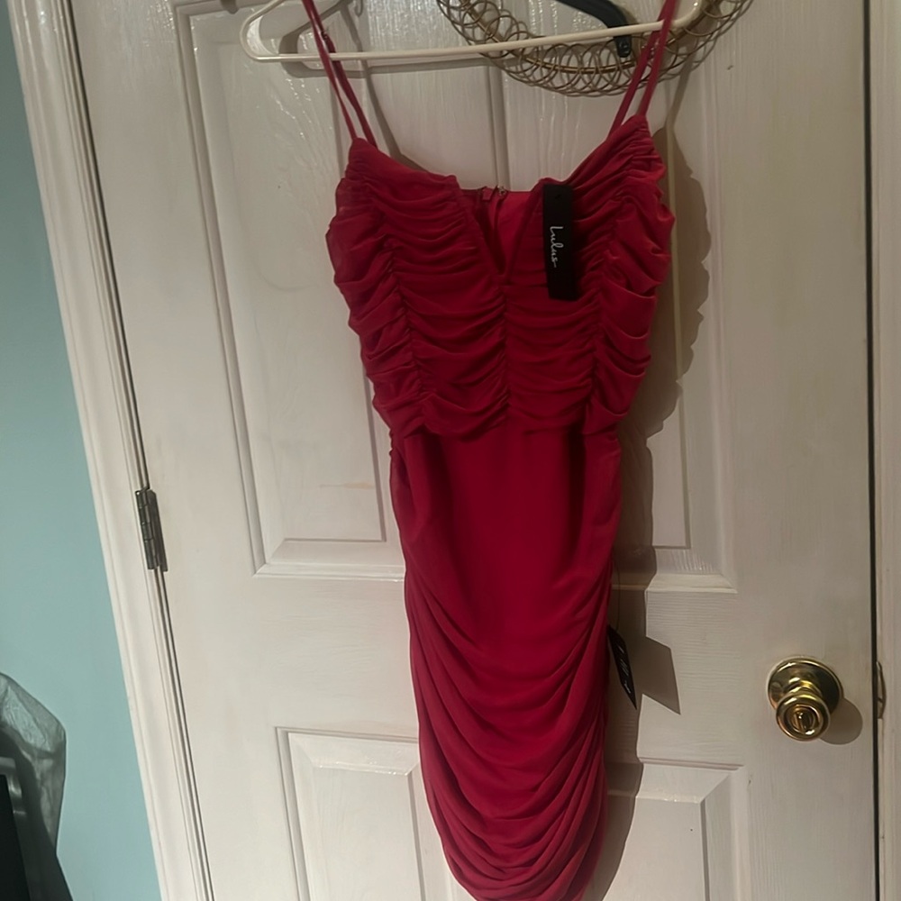 Lulus pink cocktail mini size large. NWT, ruched bodycon
